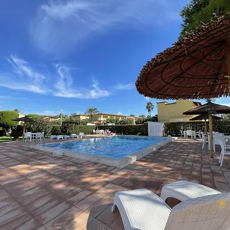 Апартаменти Sunny Spacious Family In *